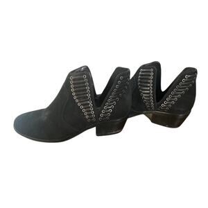 Vince Camuto Pevista Black Suede Leather‎ Booties Size 6.5W